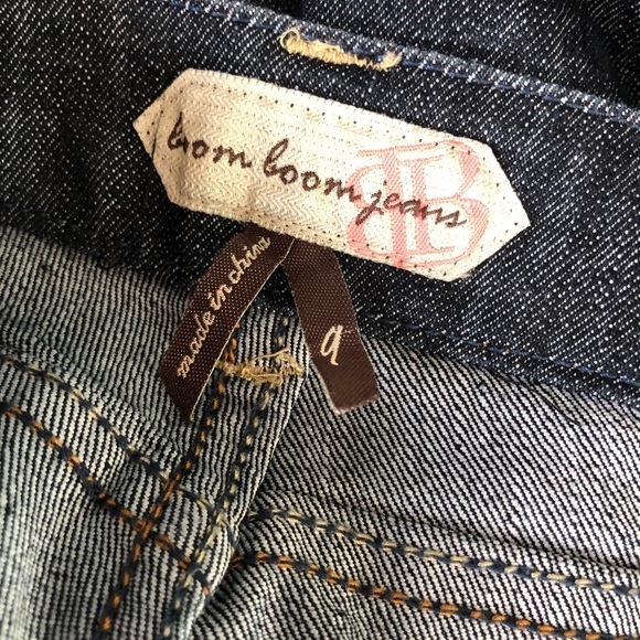 BOOM BOOM DARK DENIM JEAN SHORTS - Picture 5 of 7